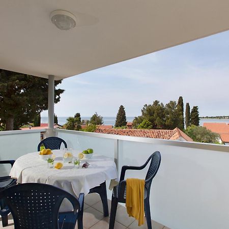 Daila Apartments Novigrad  Екстер'єр фото