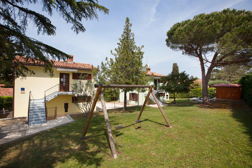 Daila Apartments Novigrad  Екстер'єр фото